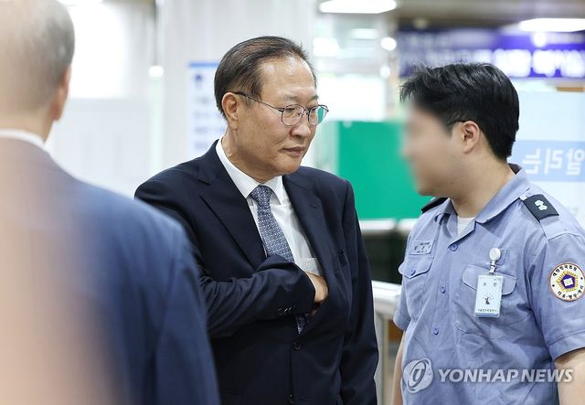 법정으로 향하는 박성재 전 법무부 장관