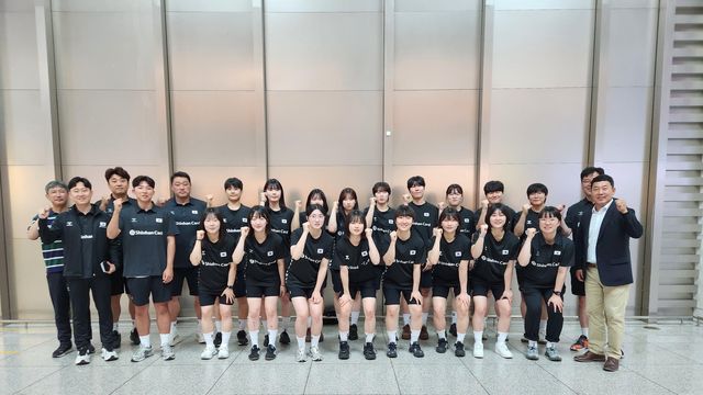 세계선수권대회에 출전하는 한국 여자 주니어 핸드볼 대표팀