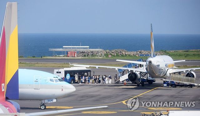 제주국제공항 활주로