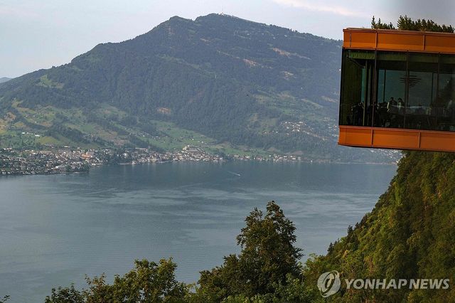 뷔르겐슈토크 리조트와 루체른 호수