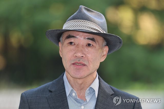 서해 피격 공무원 유족인 이래진씨