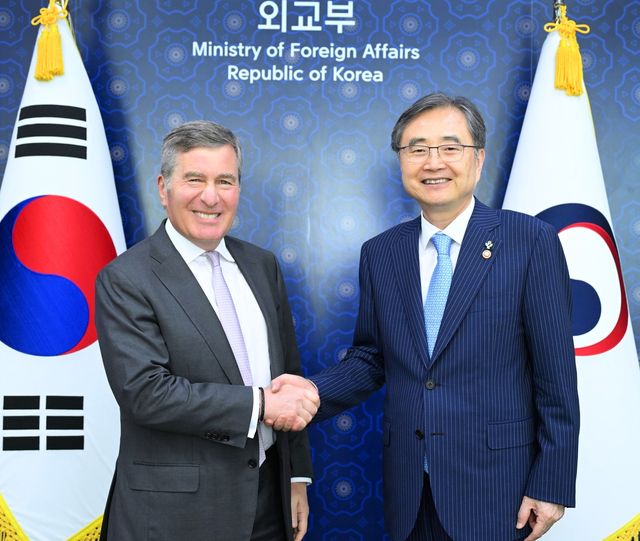 조현, 美 영화협회장 면담