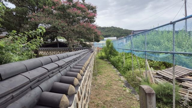 부여향교 앞 공사 가림막