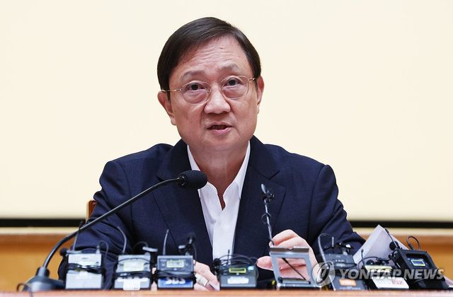 발언하는 이찬진 금융감독원장