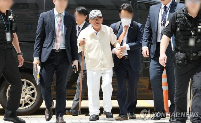 영장실질심사 출석하는 이만희 신천지 총회장