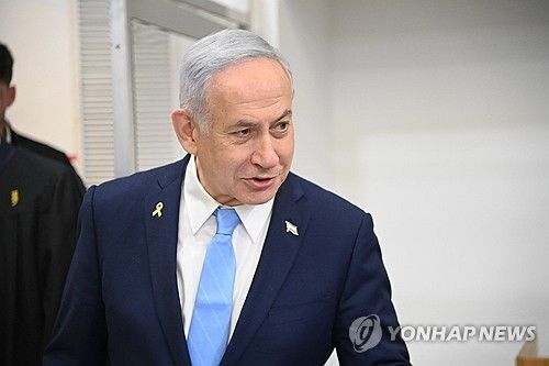 2025년 3월 부패 혐의 재판 증언을 위해 텔아비브 법원에 출석한 네타냐후 총리