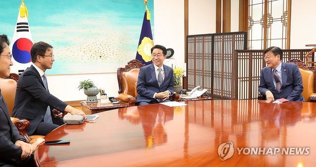 국회의장 주재 여야 원내대표 회동