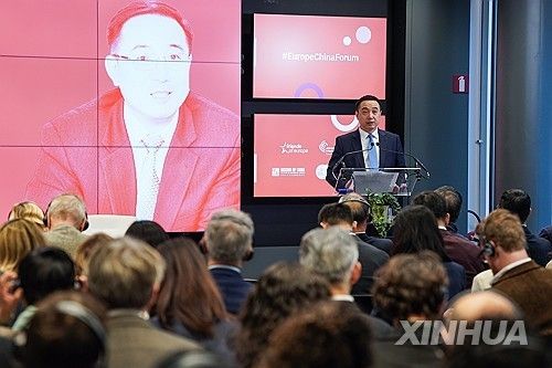 차이룬 EU주재 중국 대사 [신화=연합뉴스 자료사진. 재판매 및 DB 금지] 