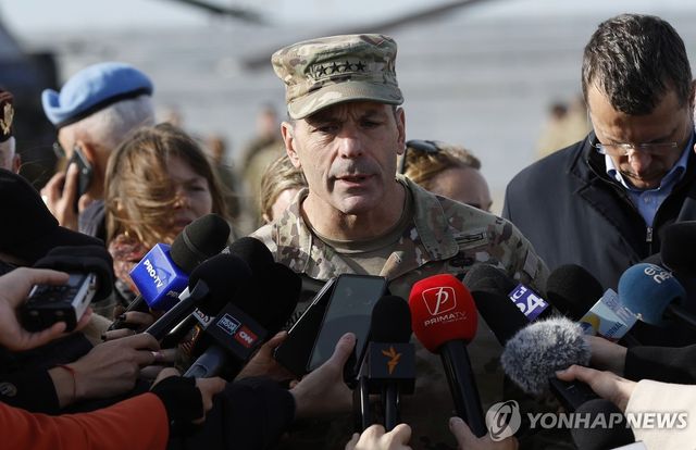 크리스토퍼 도너휴 미 육군 유럽사령관