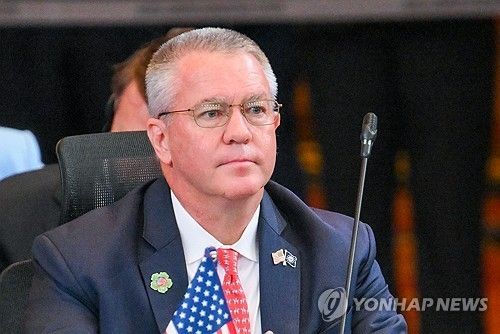 디솜브리 국무부 동아태 담당 차관보 