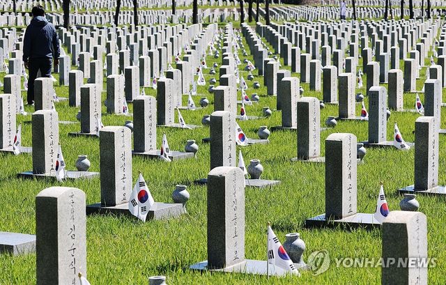 6·25 참전용사 묘역을 찾아서