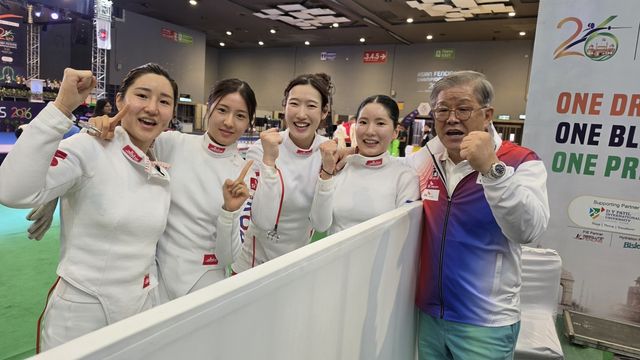 한국 펜싱 여자 에페 대표팀. 