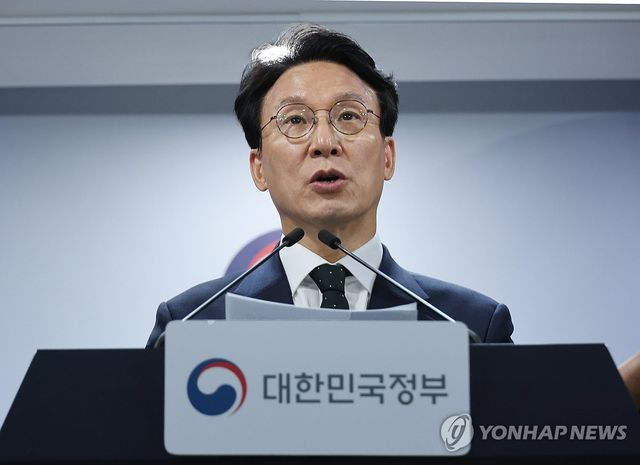 검찰개혁 관련 현안 브리핑하는 김민석 국무총리