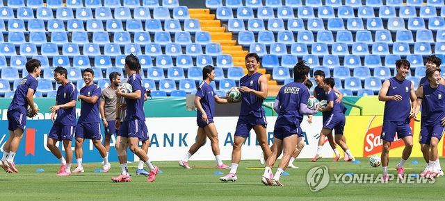 남아공전 앞두고 최종 훈련하는 축구대표팀