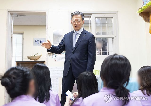 법무부장관·법조기자단, 청주여자교도소 교정시설 현장 진단 실시