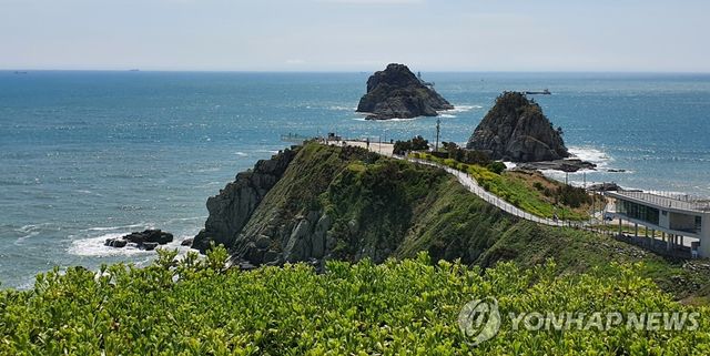 해맞이공원에서 바라본 오륙도