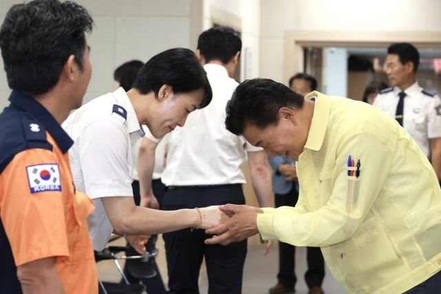 괴산소방서 방문한 신용한 당선인