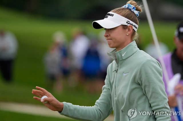 넬리 코르다의 1라운드 경기 모습 