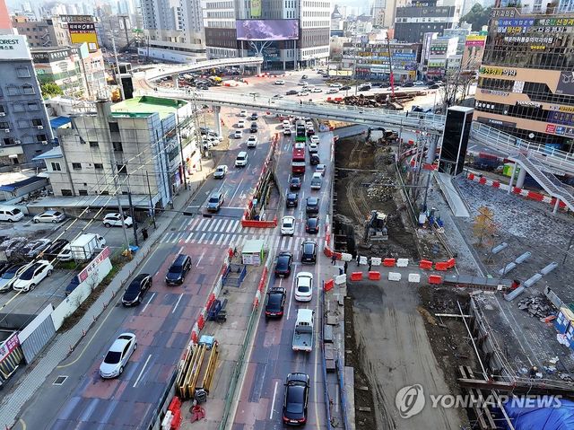 도시철도·지하차도 동시 건설 중인 광주 남구 백운광장 일원