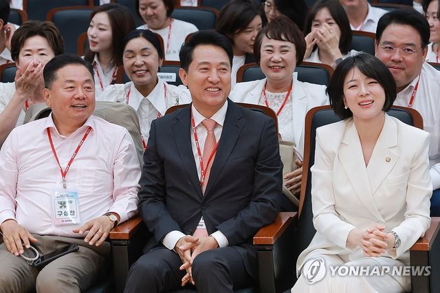 국민의힘 서울시당 지방선거 당선자 워크숍 참석한 오세훈 서울시장