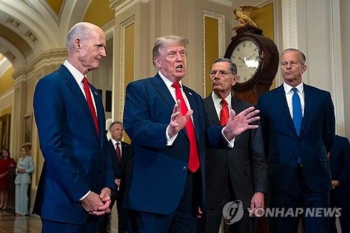 의회 찾은 트럼프 대통령