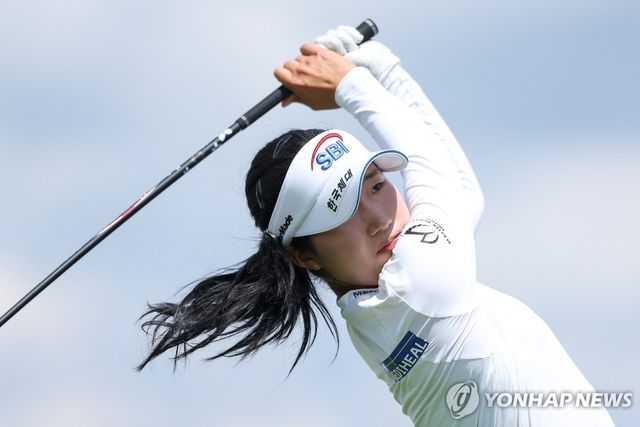 이동은의 2라운드 경기 모습 