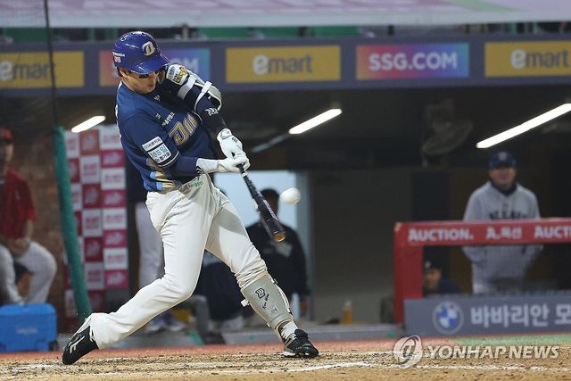 박건우 쐐기 투런포
