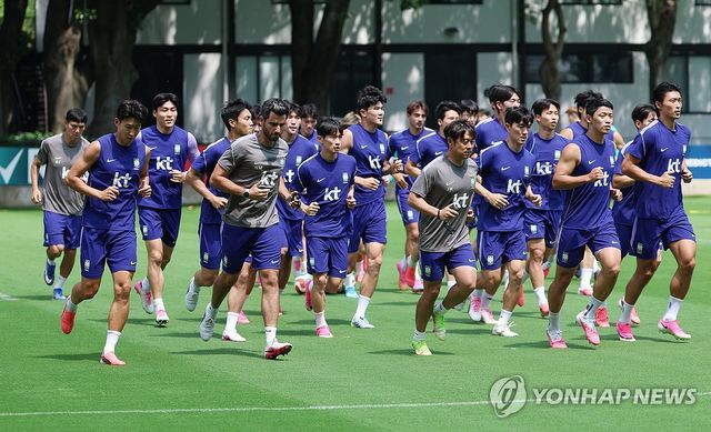 웃음 잃어버린 대표팀