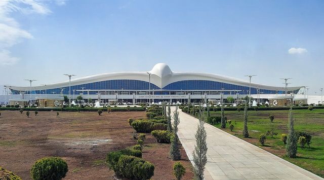 아시가바트 국제공항