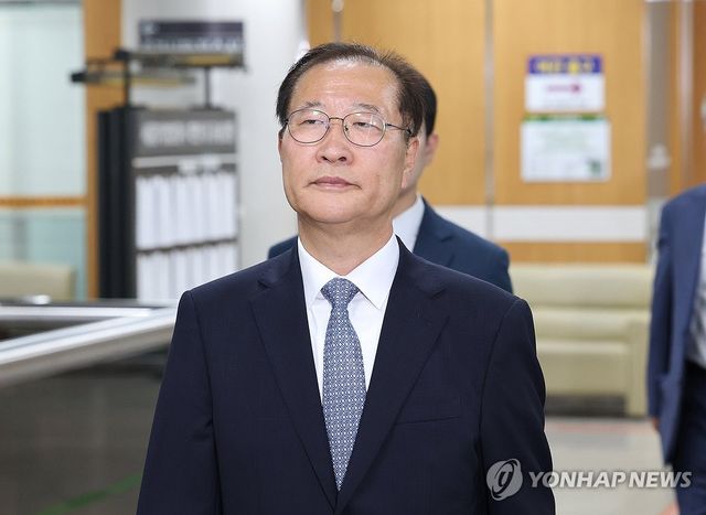 법정으로 향하는 박성재 전 법무부 장관