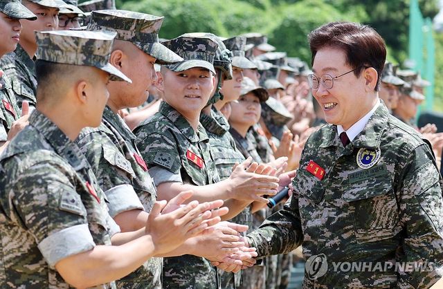 이재명 대통령, 해병대 연평부대 방문