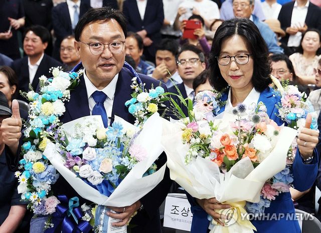 축하받는 조상호