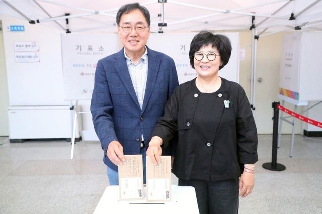 국민의힘 이병선 속초시장 후보 사전 투표