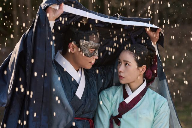 SBS '멋진 신세계' 속 허남준과 임지연