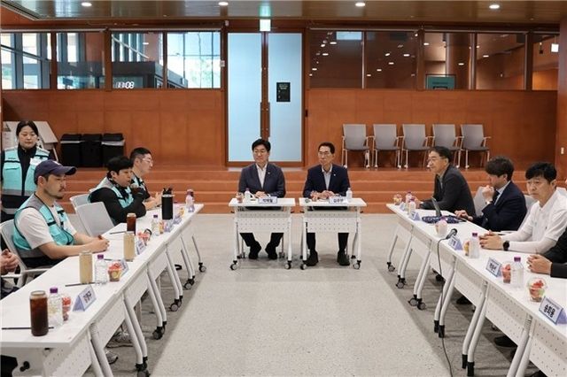 민주당 산재예방TF, 배민라이더스쿨 현장 점검