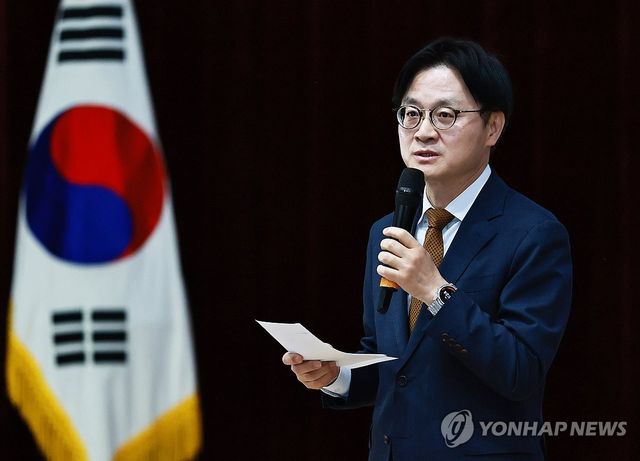 김정관 산업통상부 장관