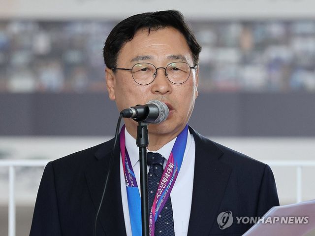 당선소감 밝히는 정근식 서울시교육감 당선인