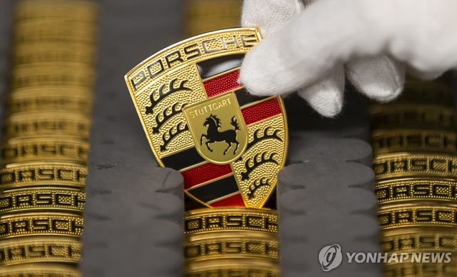포르쉐 로고