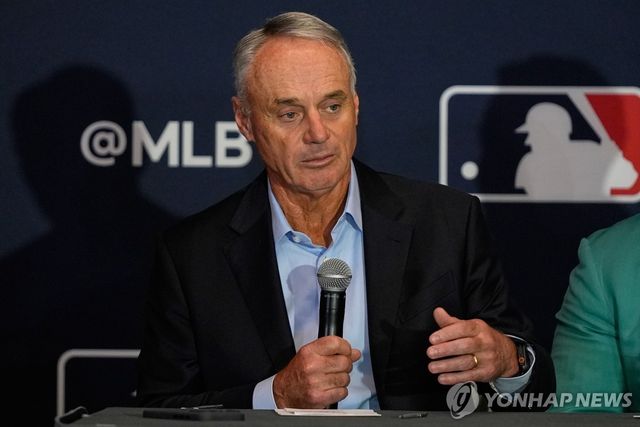 롭 맨프레드 MLB 커미셔너