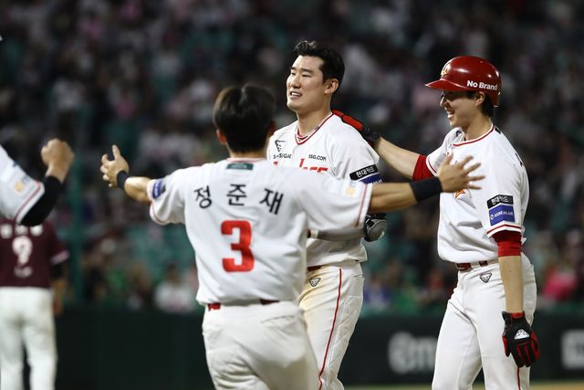 3일 키움 히어로즈전에서 13연패를 끊은 SSG 랜더스