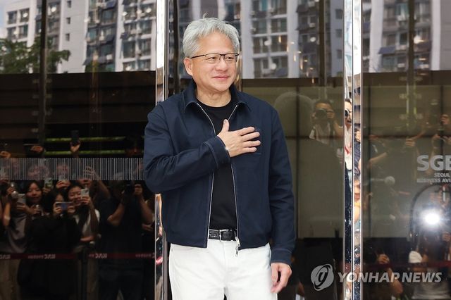 엔비디아 젠슨 황 CEO, 한국 도착