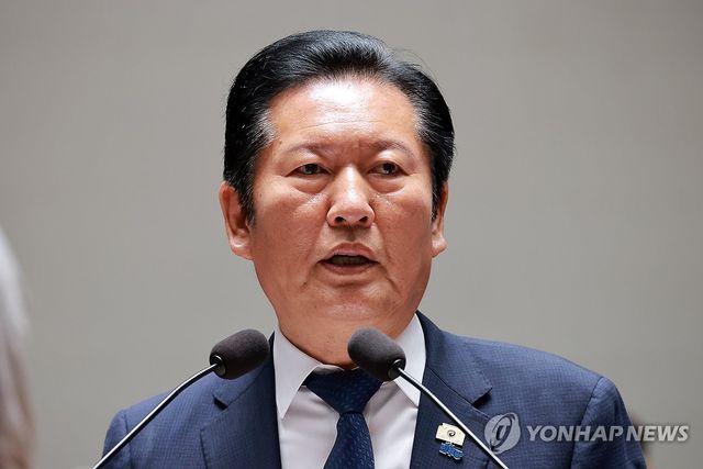 발언하는 민주당 정청래 대표