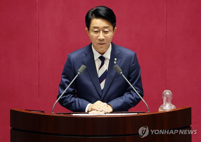 당선 인사하는 조정식 국회의장