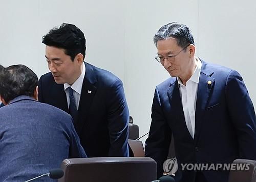 차기 총리 물망 정성호와 강훈식