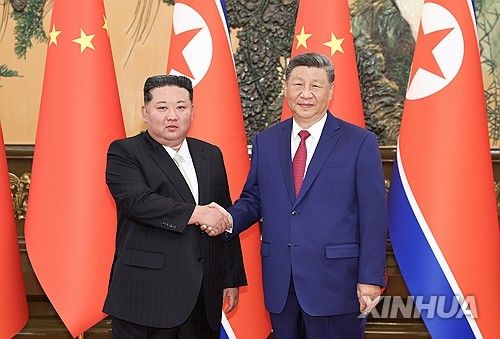 김정은 북한 국무위원장과 시진핑 중국 국가주석