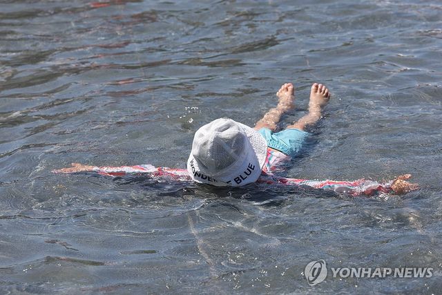 벌써 물놀이