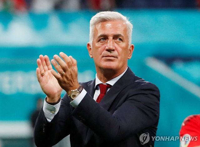 페트코비치 알제리 축구대표팀 감독.
