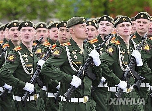 모스크바에서 열린 전승절 열병식에 참석한 러시아 군인들 [신화=연합뉴스 자료사진. 재판매 및 DB 금지] 