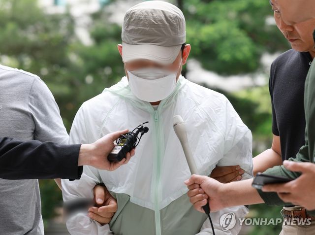 슈퍼마켓 강도살인범 구속심사