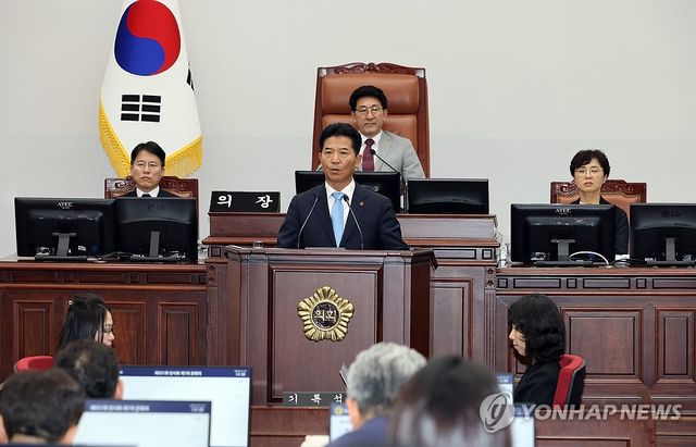 제13대 제주도의회 전반기 의장에 송영훈